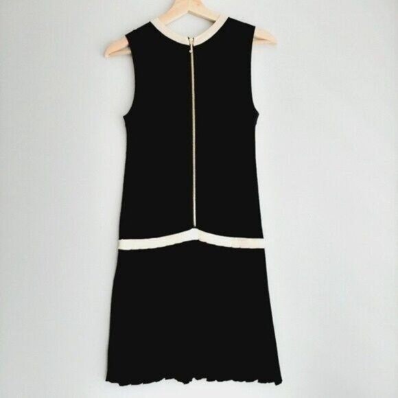 JUICY COUTURE 100% Wool Tennis Drop Waist Pleated Dress B&W Sz S - Picture 7 of 15